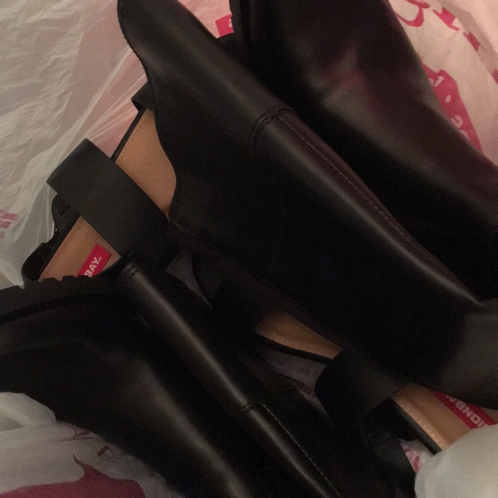 Heel Boots 👢